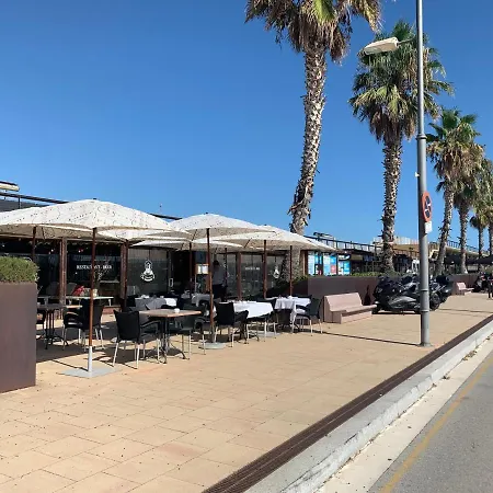 Espacioso Velero Junto A La Playa Bcn * Бадалона